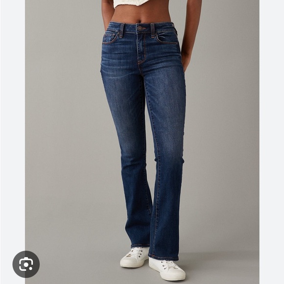 Almost New 4 Pairs of American Eagle Jeans - Picture 4 of 13